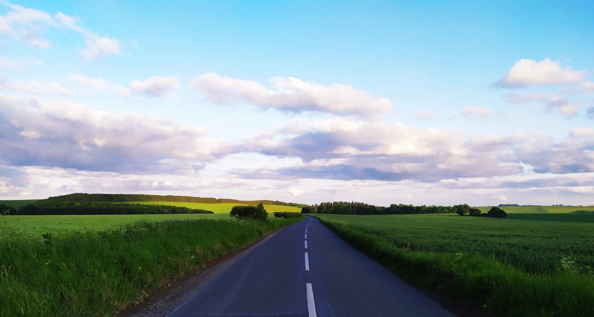 Preparing your car before a road trip drive