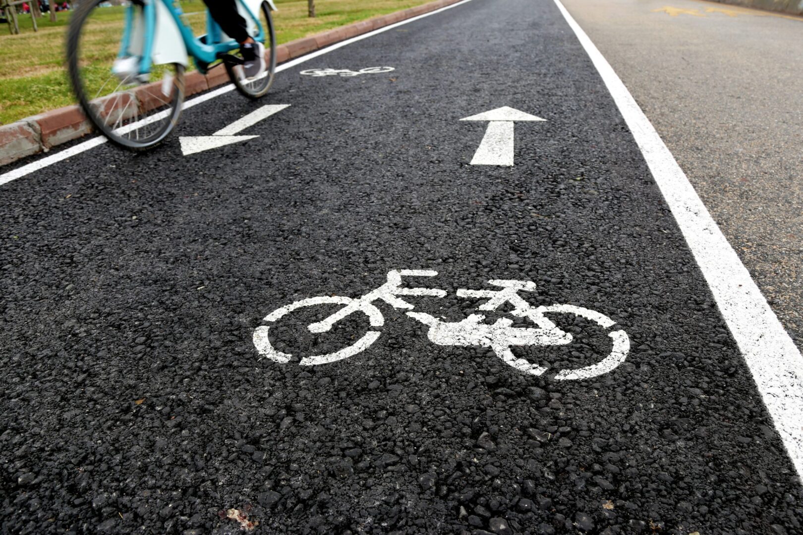 Greater priority given to cyclists and walkers with new changes to Highway Code