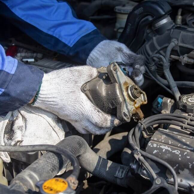 Goodbye to Points! Hello reliable easy-to-fit electronic ignition
