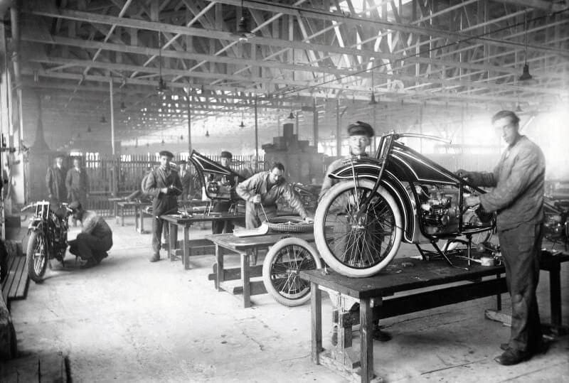 BMW R 32 production in 1923 - BMW enthusiasts guide